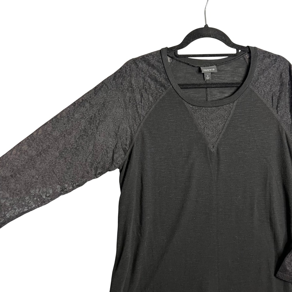 Torrid Lace Raglan Sleeve Top Size 0 Large‎ Black Gothic Soft Goth Grunge